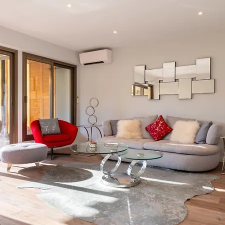 Lejlighed Beautiful 2-br Sea View Beaches Within Walking Distance *