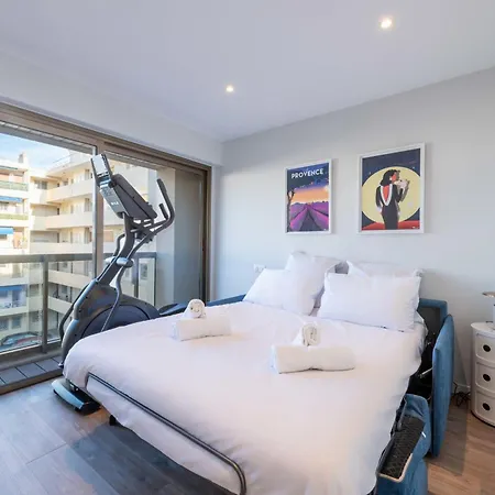 Apartment Beautiful 2-br Sea View Beaches Within Walking Distance