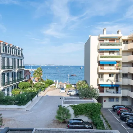Beautiful 2-br Sea View Beaches Within Walking Distance
